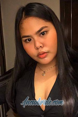 207694 - Maureen Nary Age: 21 - Philippines