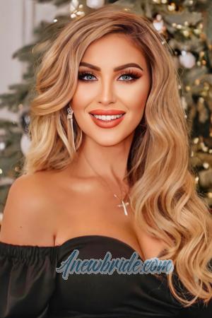 207829 - Julia Age: 40 - Ukraine