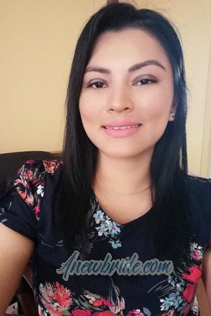 208278 - Ivannia Age: 41 - Costa Rica