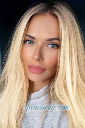 208331 - Marina Age: 33 - Ukraine