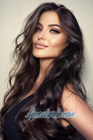 208368 - Yulia Age: 31 - Sweden