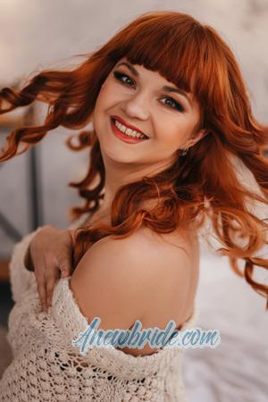 208369 - Yulya Age: 36 - Russia