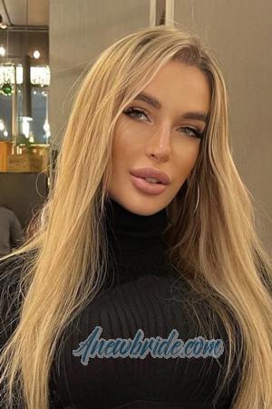 208567 - Ekaterina Age: 32 - Russia