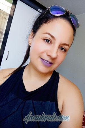 208730 - Darling Age: 37 - Peru