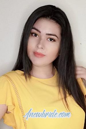 209139 - Veronica Age: 35 - Costa Rica