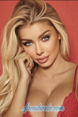 209384 - Snezhanna Age: 19 - Ukraine