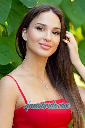 209790 - Yuliia Age: 31 - Ukraine