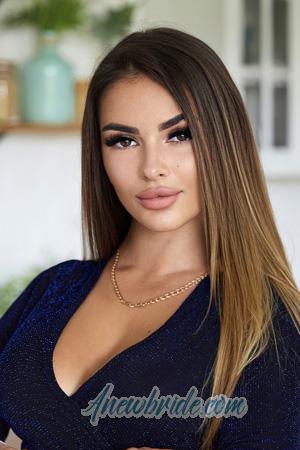 209915 - Ksenia Age: 31 - Ukraine