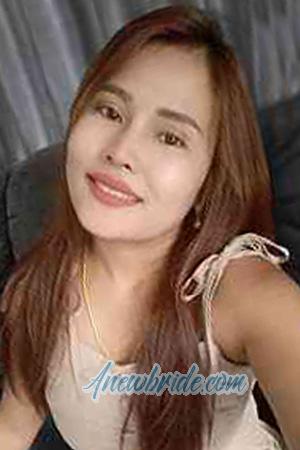 210156 - Issaree Age: 34 - Thailand