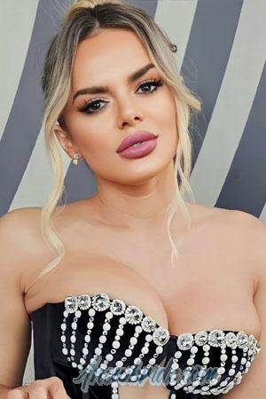 210981 - Simona Age: 32 - Romania