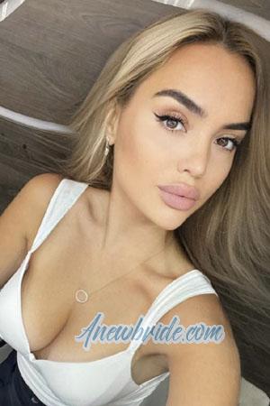 211295 - Julia Age: 32 - Moldova