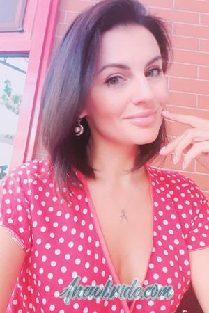 211528 - Nadiia Age: 40 - Ukraine