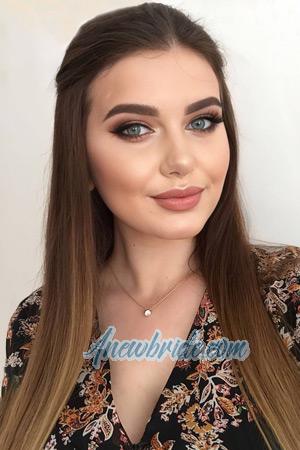 211696 - Valentina Age: 24 - Ukraine