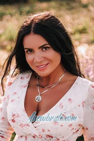 211752 - Tetiana Age: 56 - Ukraine