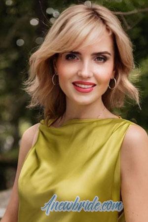 211946 - Lyudmila Age: 40 - Ukraine