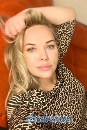 212280 - Maria Age: 43 - Russia