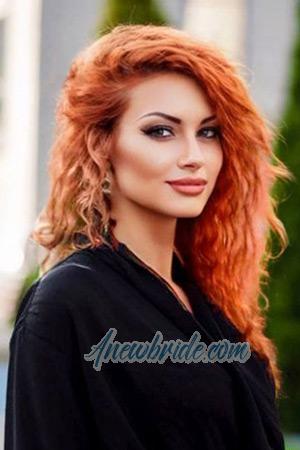 212502 - Olena Age: 37 - Ukraine