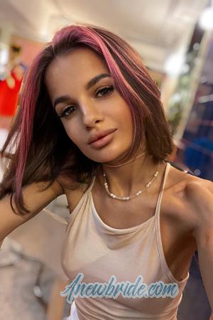 213397 - Christina Age: 26 - Russia