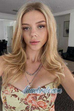 213492 - Anhelina Age: 24 - Ukraine