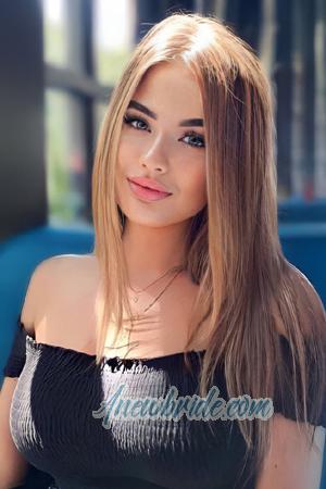 213736 - Olga Age: 23 - Ukraine