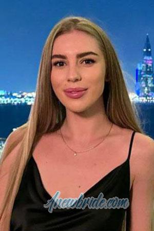 213852 - Anna Age: 23 - Ukraine