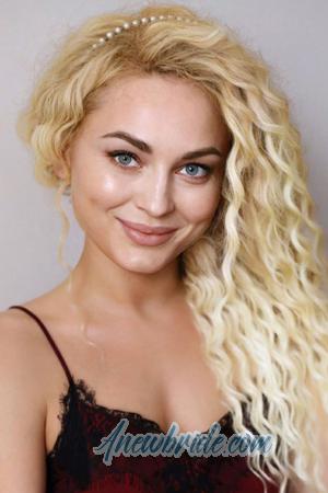 213853 - Sofia Age: 42 - Ukraine