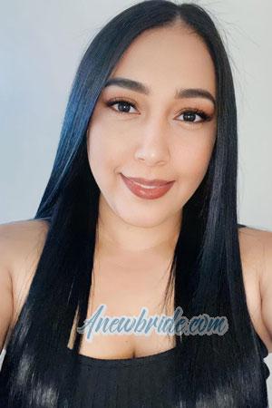 214160 - Yulieth Age: 31 - USA