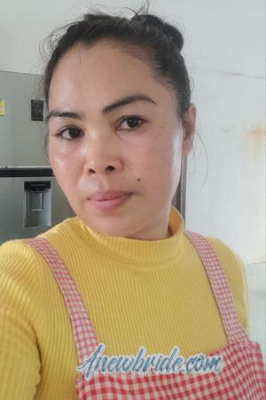 214530 - Sokny Age: 41 - Cambodia