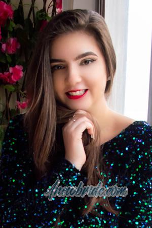 215021 - Ivana Age: 28 - Peru