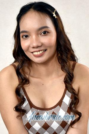 215570 - Roxan Age: 33 - Philippines