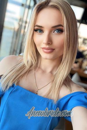 215623 - Maryna Age: 25 - Ukraine