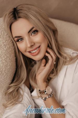 216850 - Yulia Age: 34 - Ukraine