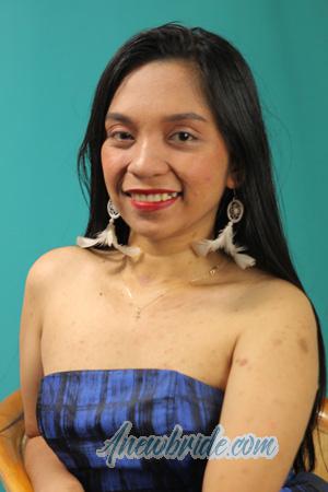 216993 - Trisha Alyanna Age: 27 - Philippines