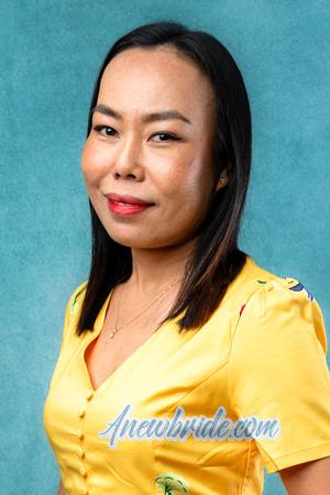 218200 - Krittiya Age: 44 - Thailand
