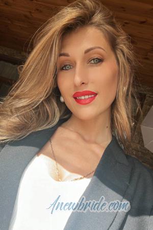 218437 - Anna Age: 26 - Ukraine