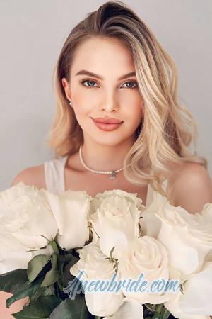 218513 - Marianna Age: 26 - Ukraine