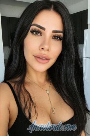 218568 - Karina Age: 35 - Mexico