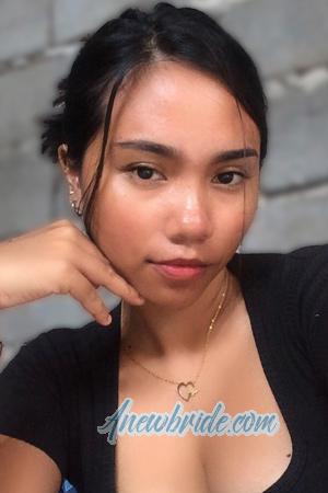 218671 - Liezyl Age: 22 - Philippines