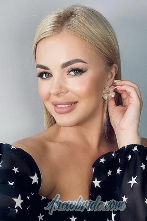 219442 - Alina Age: 35 - Ukraine