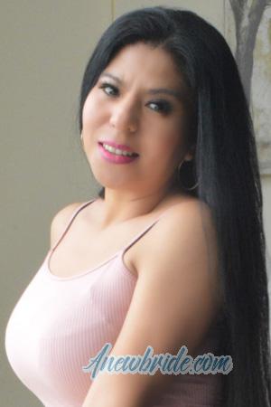 219851 - Susann Age: 43 - Peru