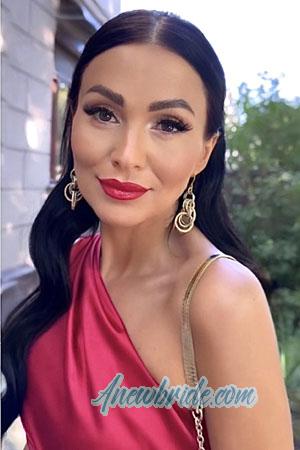 219896 - Yuliia Age: 41 - Ukraine