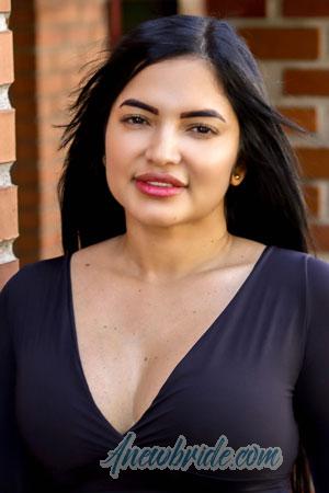 220339 - Paola Age: 39 - Colombia