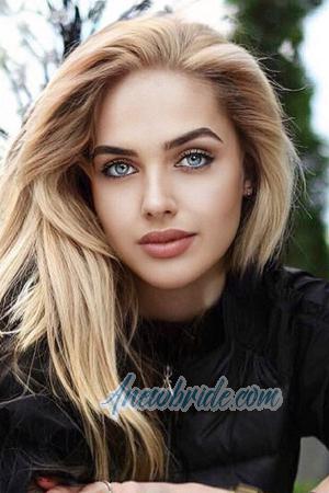 220881 - Valentina Age: 36 - Ukraine