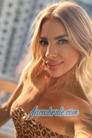 220889 - Elena Age: 42 - Ukraine