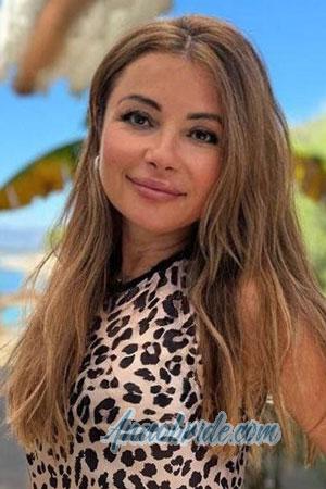 221295 - Ana Age: 50 - Moldova