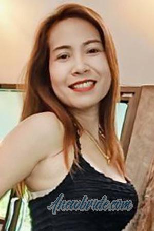 221546 - Wipavadee Age: 41 - Thailand