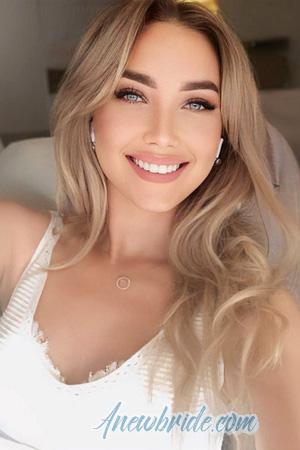 221746 - Iryna Age: 36 - Ukraine