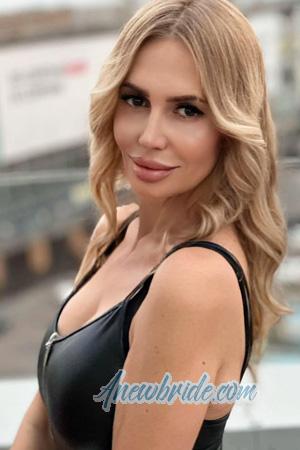 222678 - Nadiia Age: 45 - Ukraine