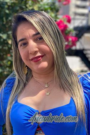 223127 - Monica Age: 43 - Colombia