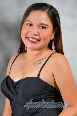 223318 - Ayen Age: 29 - Philippines